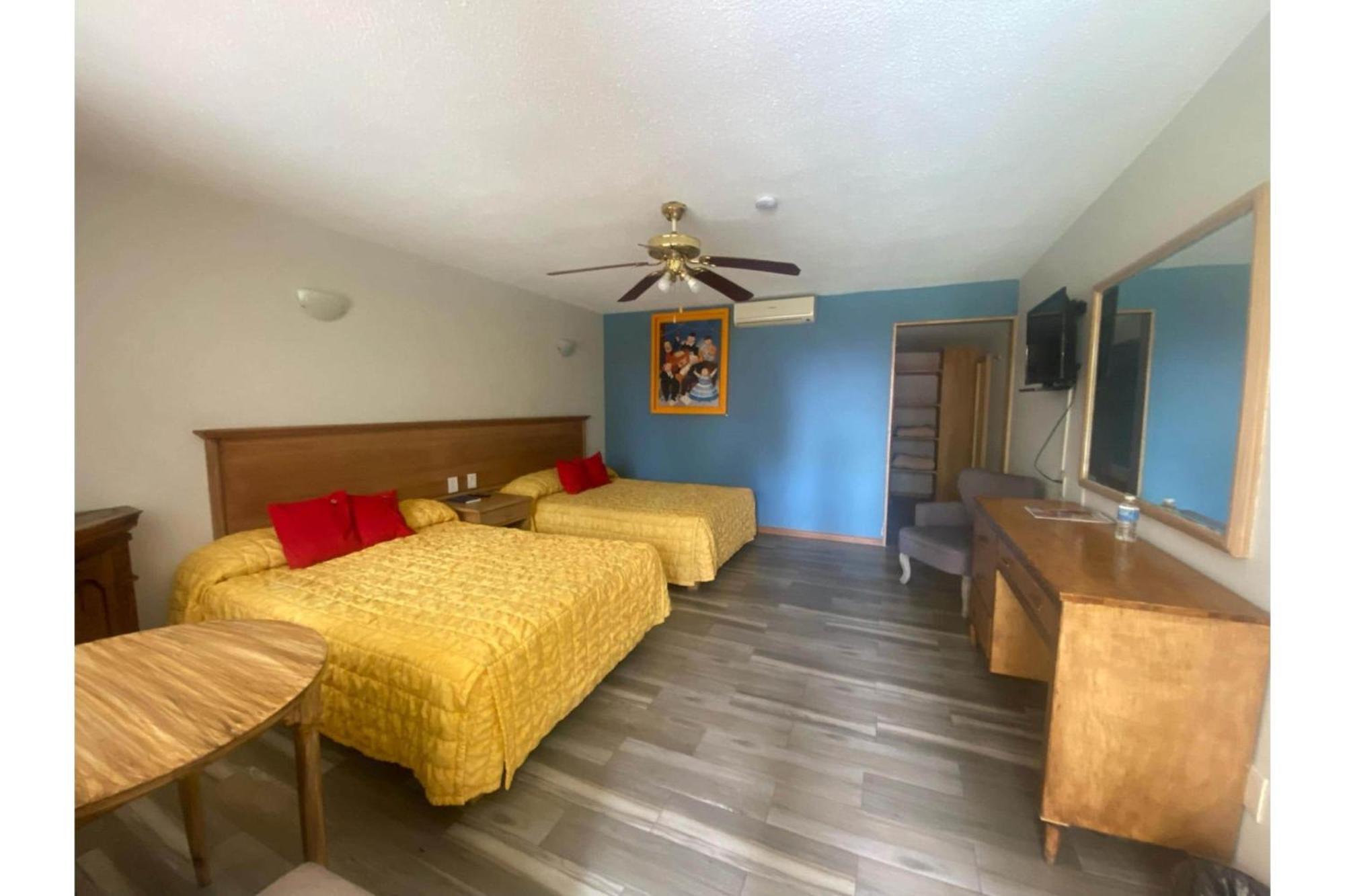 Gran Hotel Campestre Celaya  Bagian luar foto